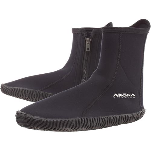 Akona standard 3 mm boots
